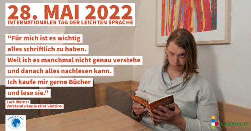 Ich lese Bücher in Leichter Sprache